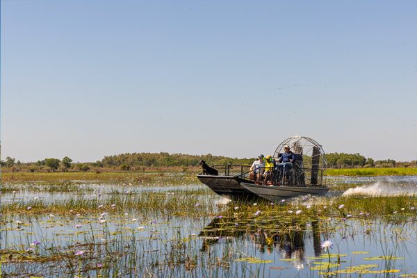 experience_finniss-river-lodge_airboat